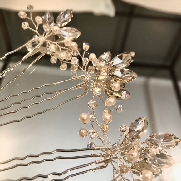 TOKKIHandmade  Pearl, Bead & Crystal Bridal Hair Pins- Silver - Set of 3 - Picture 3 of 6